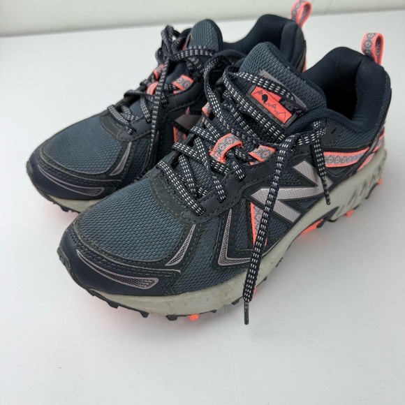 New Balance Womens 8 410v5 Trail Running Shoe Blue Lace Up Athletic Sneaker - Picture 3 of 6